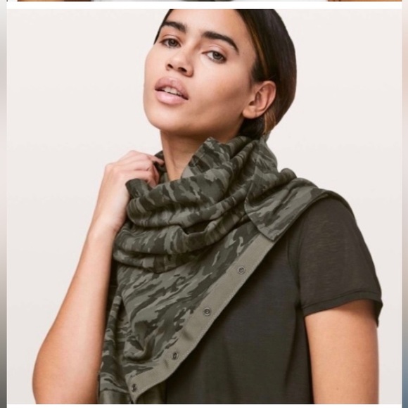 NWT Lululemon Vinyasa MULTIways Camo Scarf - Picture 9 of 9